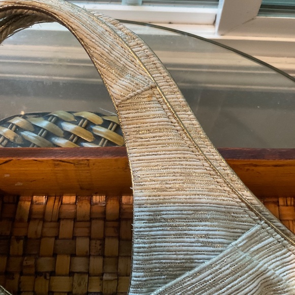 Kate Spade Champagne/Gold Large Bow Shoulder Bag - Picture 16 of 16